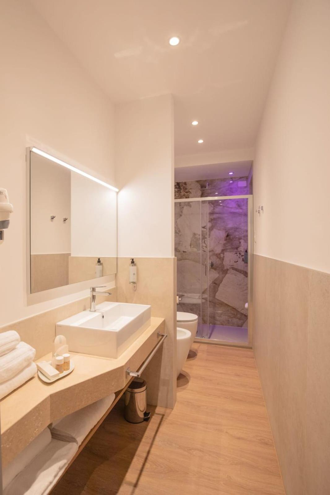 فندق Trevi Monti House روما المظهر الخارجي الصورة