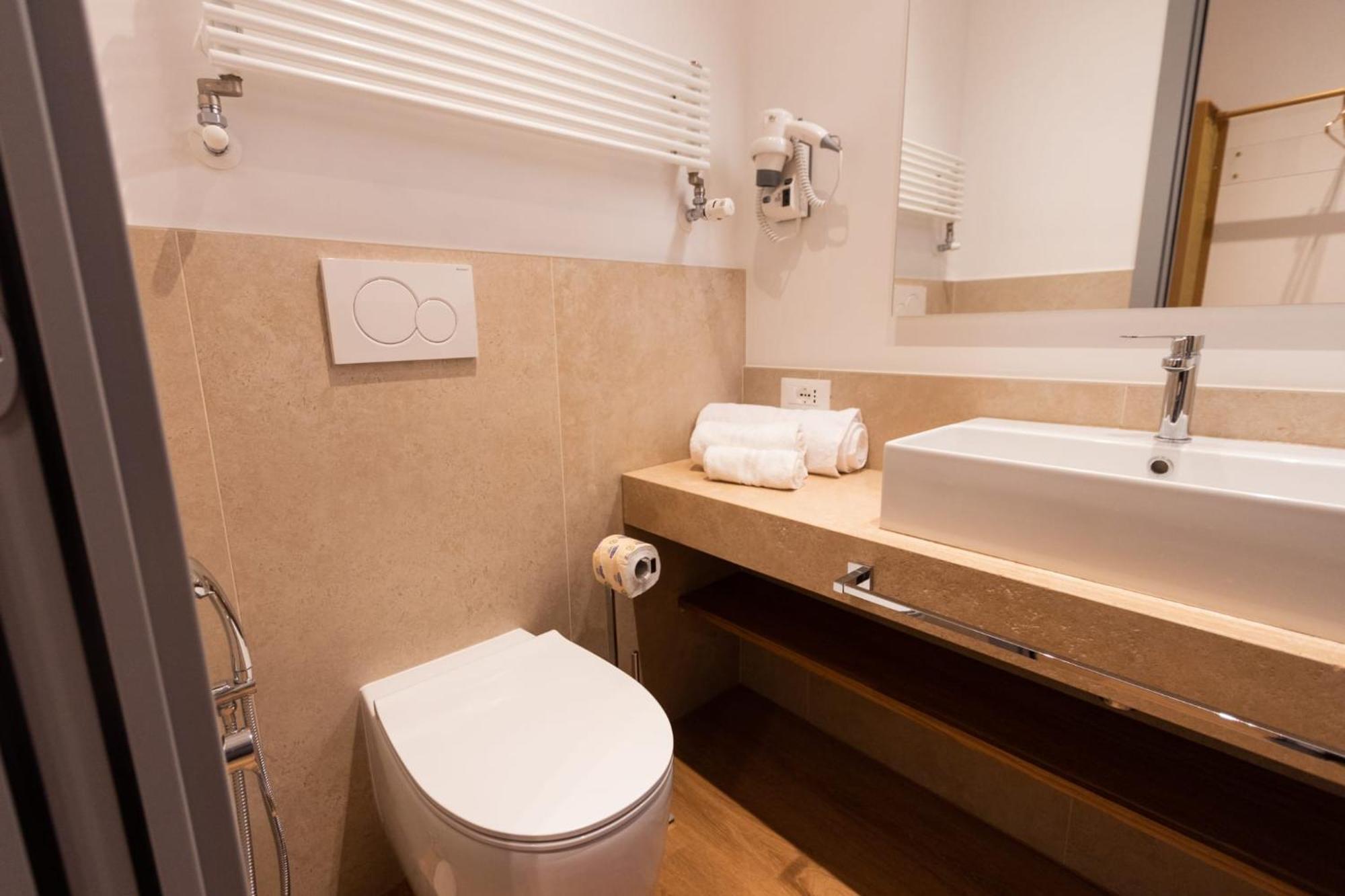 فندق Trevi Monti House روما المظهر الخارجي الصورة